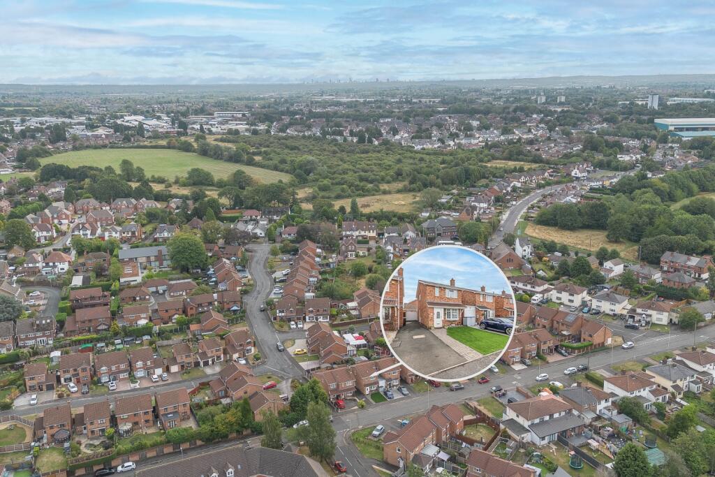 House in Wolverhampton, Perry Hall - View 3