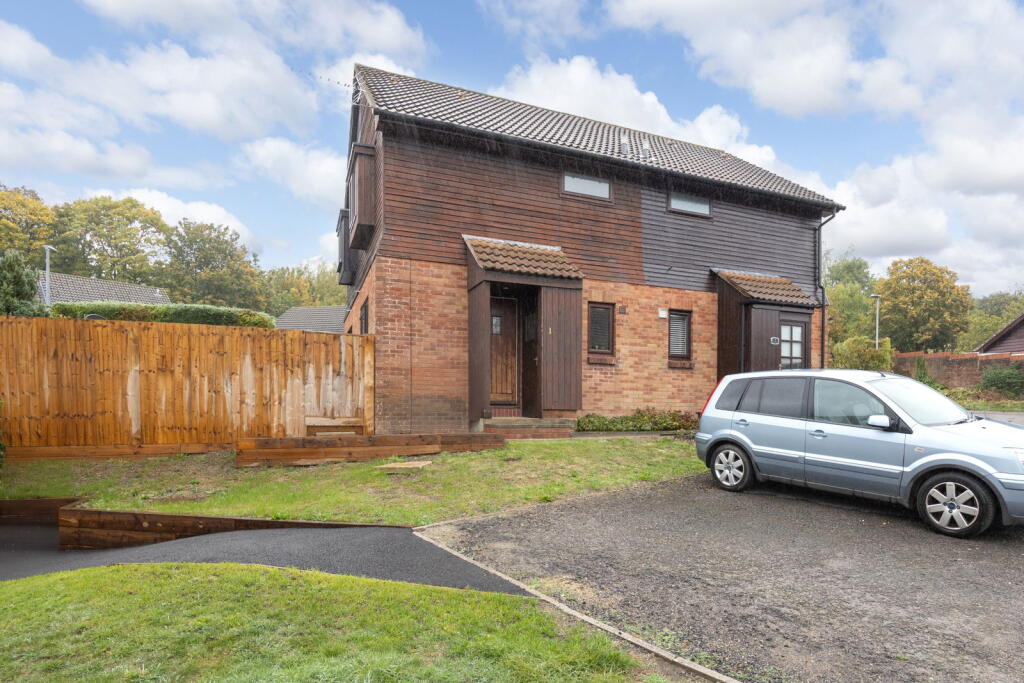 1-bed house on Quarry Close, Devizes, Wiltshire, SN10 3BD, £190,000
