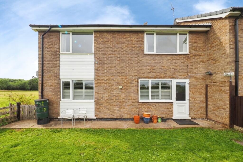 Main image of property: Moore Close, West Bridgford, Nottingham, Nottinghamshire, NG2