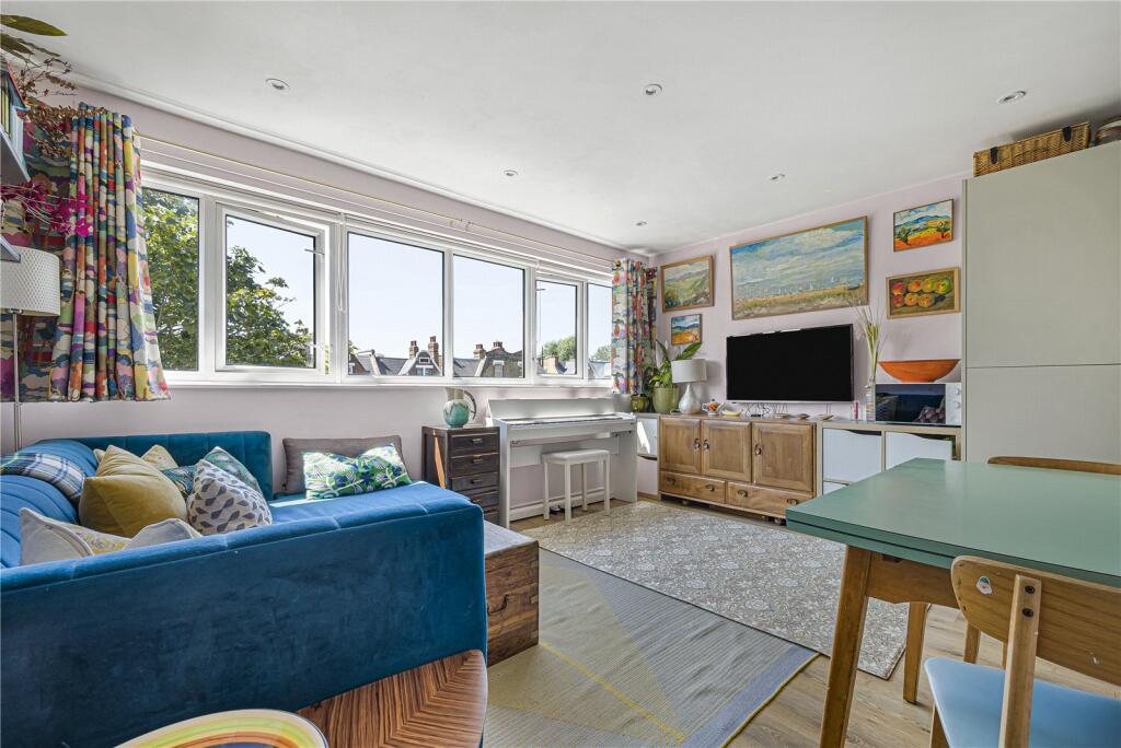 Main image of property: Cordwell Road, London, SE13