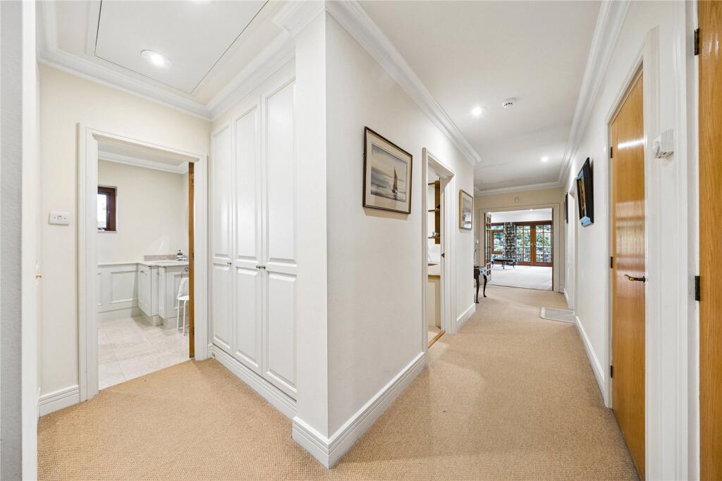 House in Kingston upon Thames - View 4