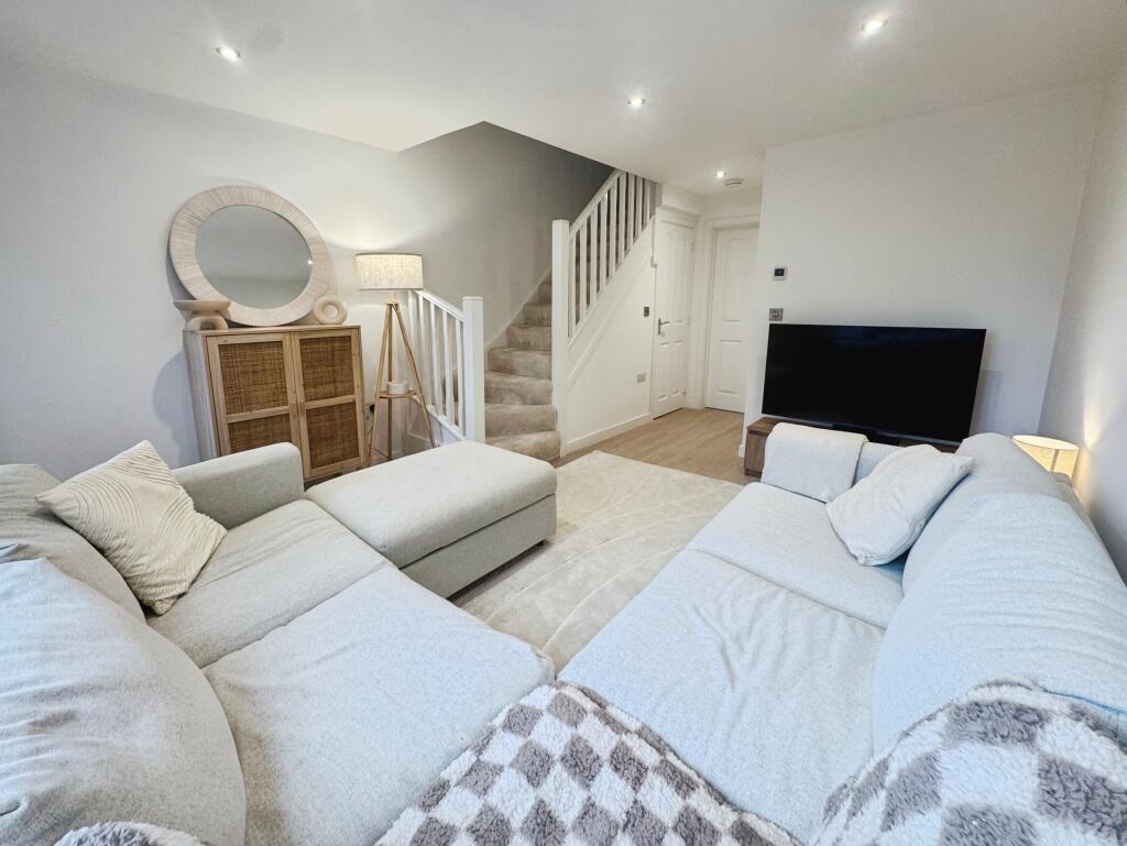 House in Wakefield, West Yorkshire - View 5