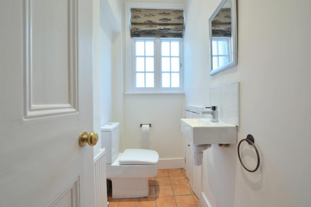 House in London, Grove Park - View 5