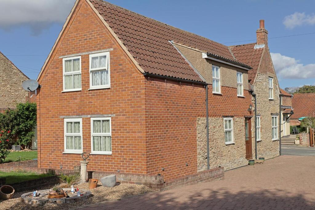 5-bed house on Front Street, Normanby By Spital, Market Rasen, £450,000