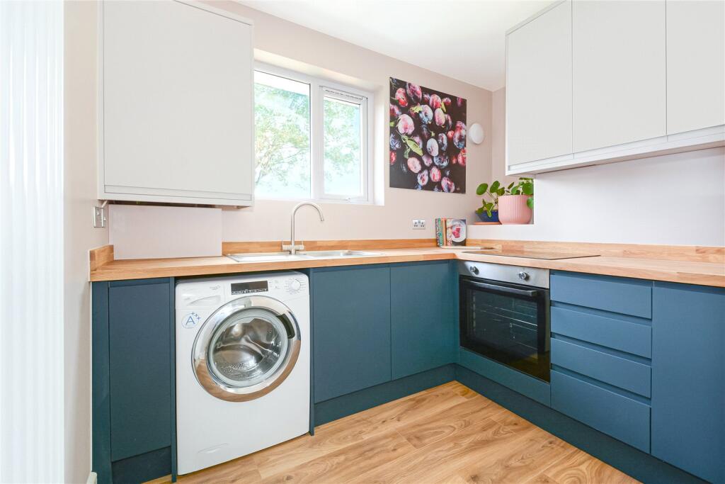 Butterfields, Walthamstow, London, E17 - View 3