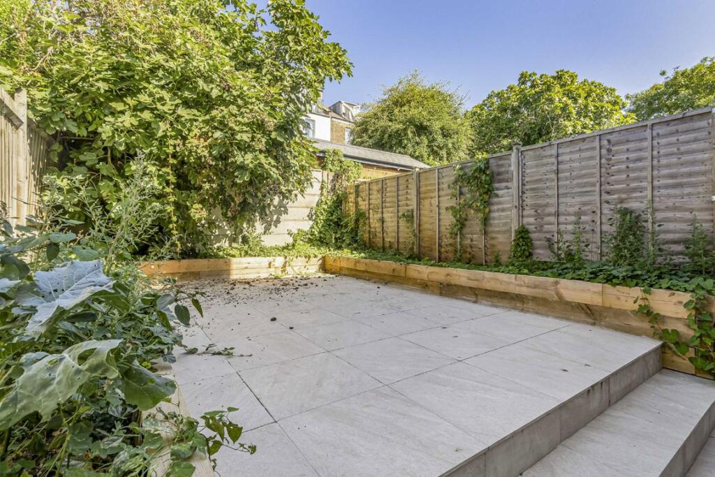 House in London, Finsbury Park - View 5