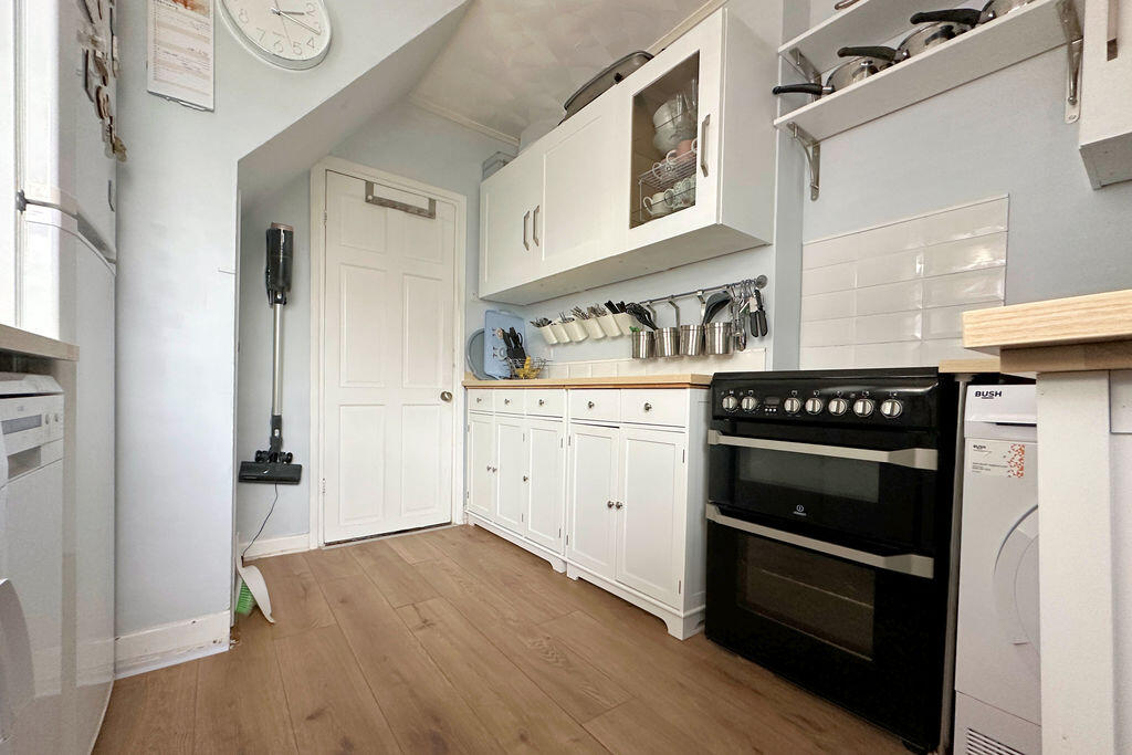 House in Portsmouth - View 5
