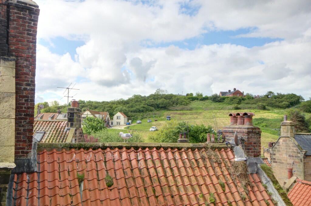 6 Martins Row, Robin Hoods Bay, YO22 4SD photo 2