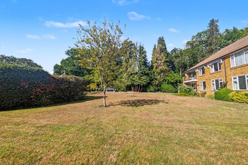 Apartment in Southampton - View 2