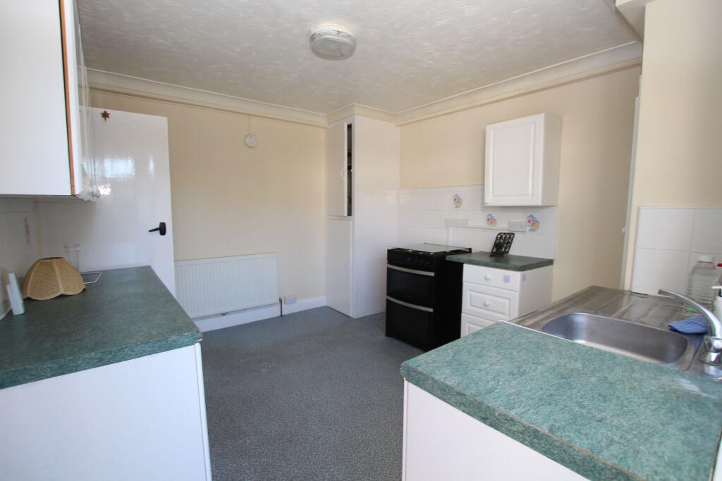 St. Pauls Road, Clacton-on-Sea photo 4