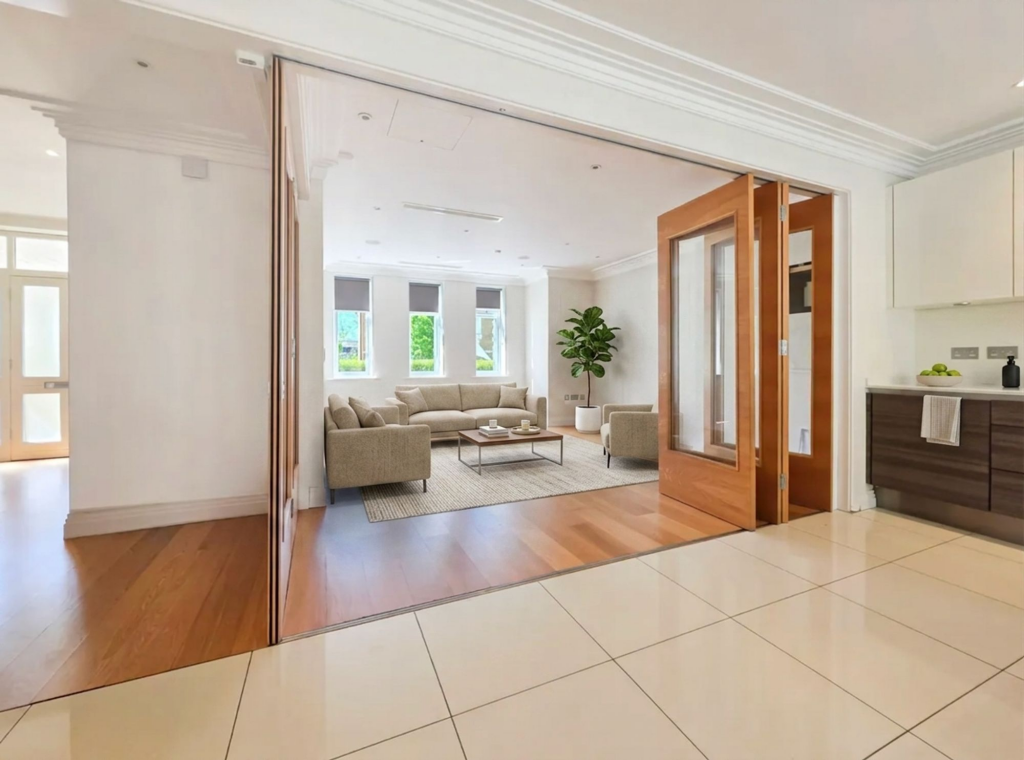 Main image of property: Havanna Drive, London, NW11