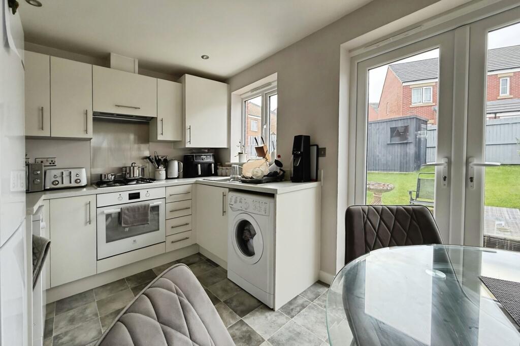 House in Carlisle, Tarraby View, Knowefield - More