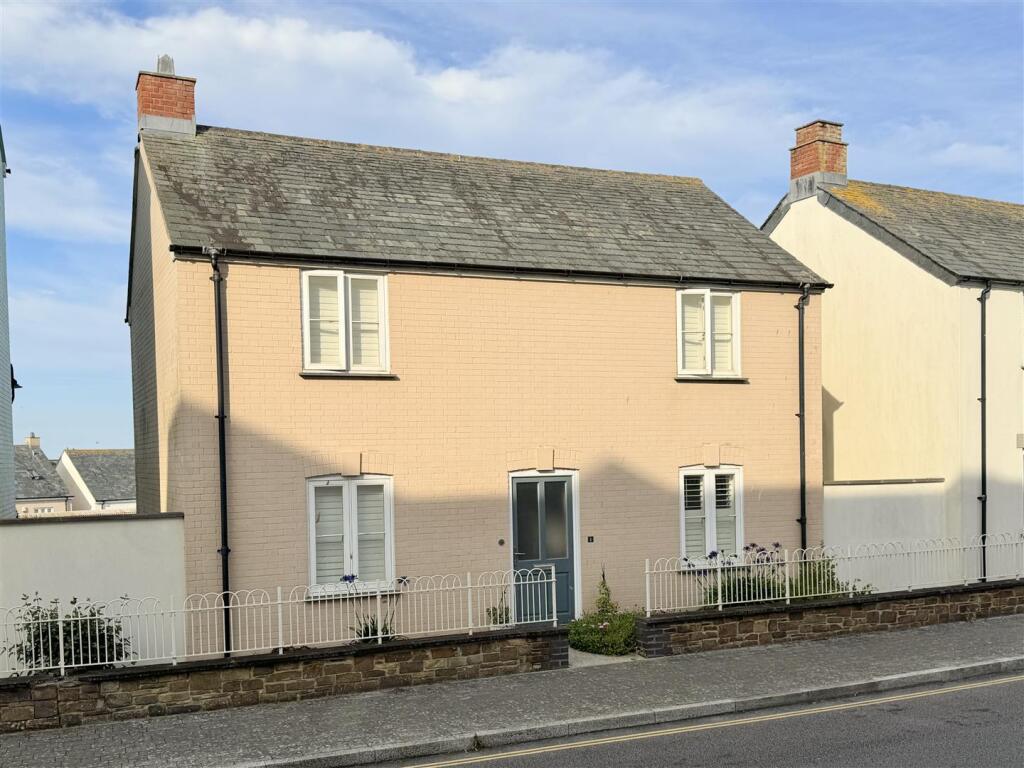 Main image of property: Stret Caradoc, Newquay