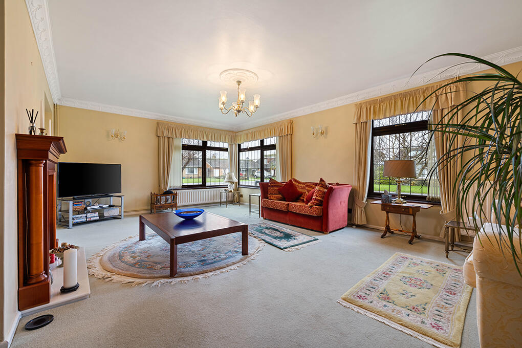 Priory Close, Aldwick Bay Estate, Aldwick, Bognor Regis, West Sussex, PO21 photo 2