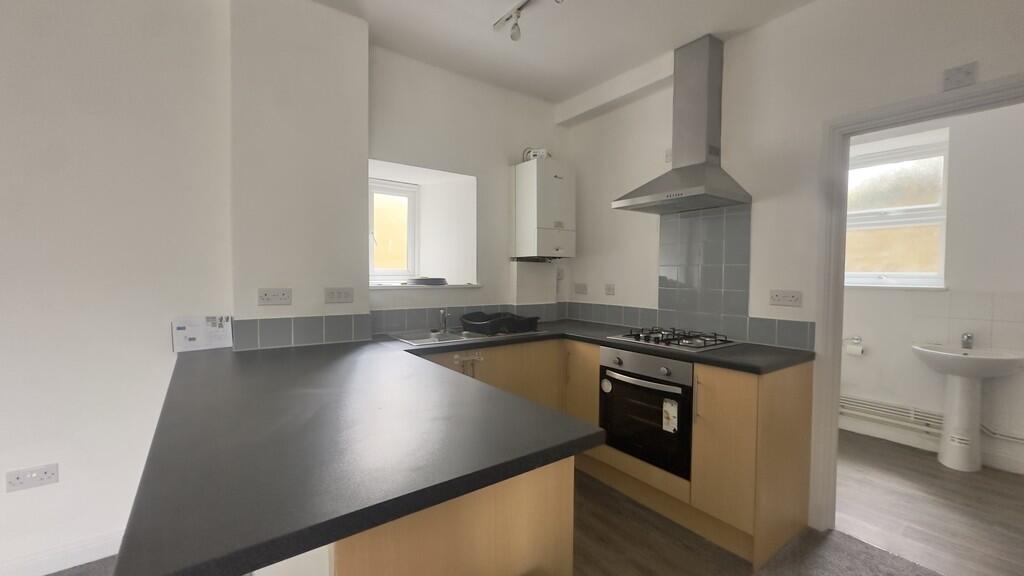 Apartment in Weston-super-Mare, Cliftonville - More
