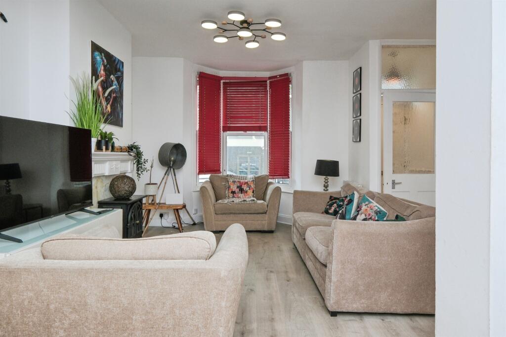 House in Brighton - View 4