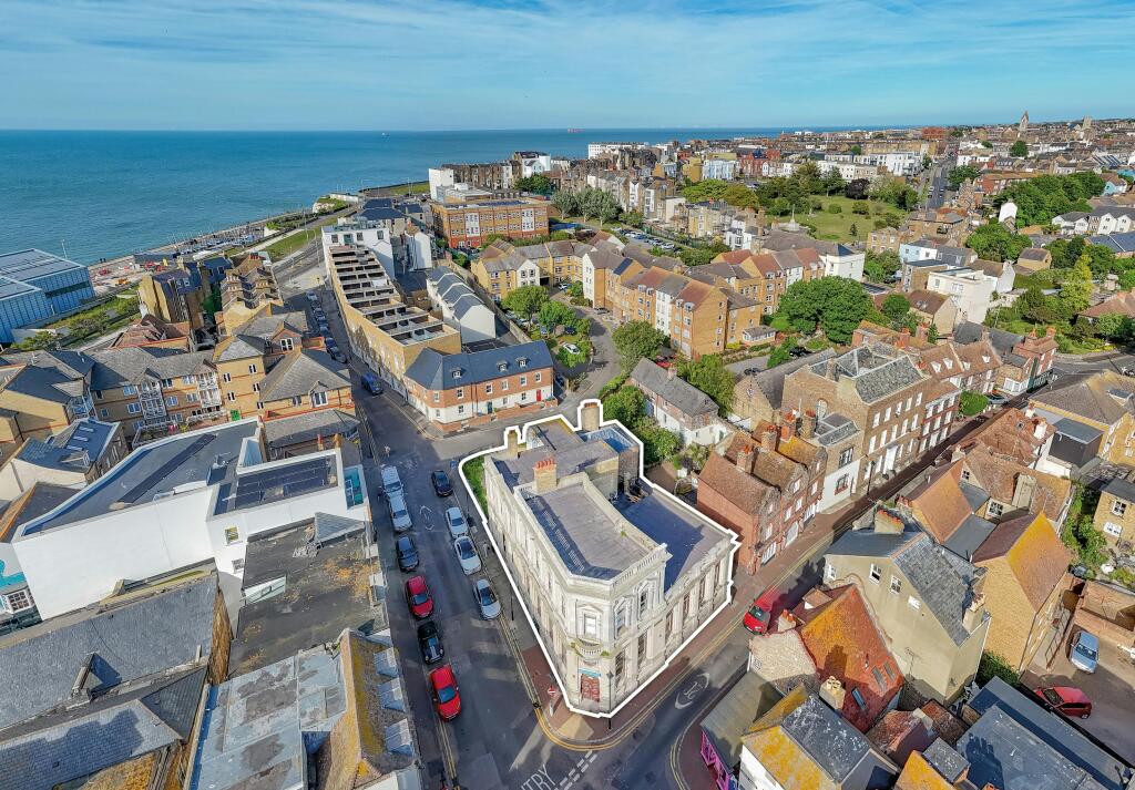 S2545_Margate_Media_Centre_aerials.jpg