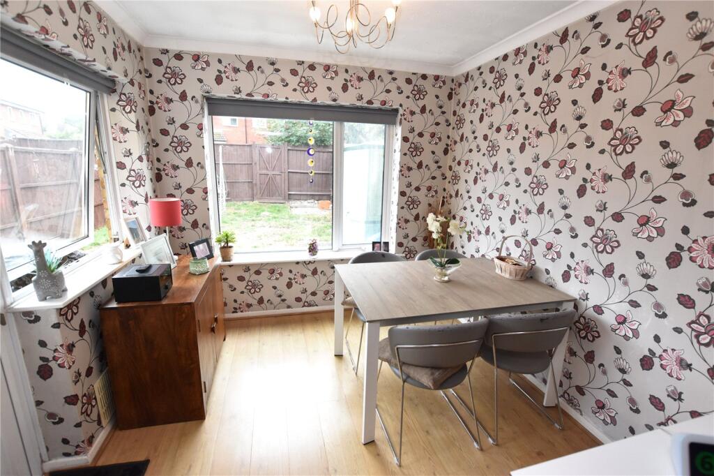 House in Guildford - View 4