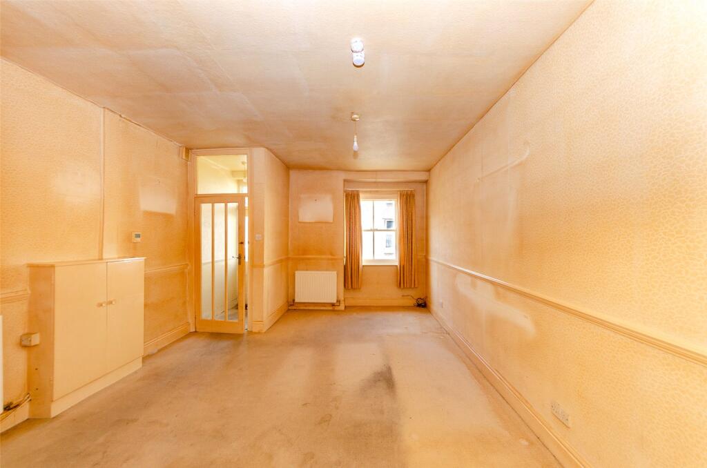 James Street, Llandudno, Conwy, LL30 photo 2