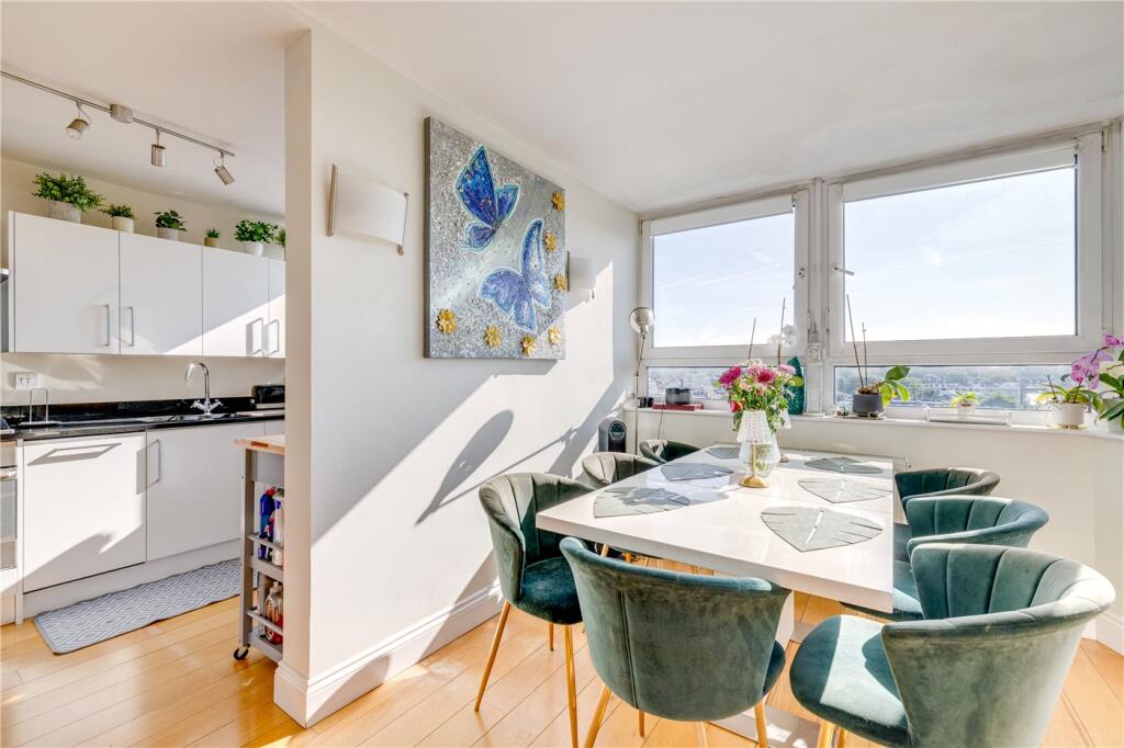Apartment in London, Fulham - View 2