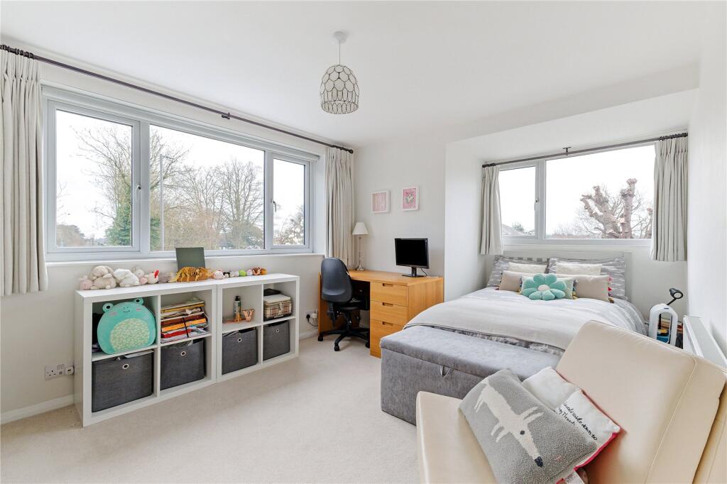 Additional image 10 of Tennyson Road, Harpenden, Hertfordshire, AL5