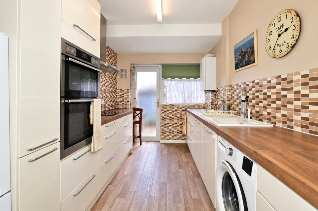 House in Romford - View 4