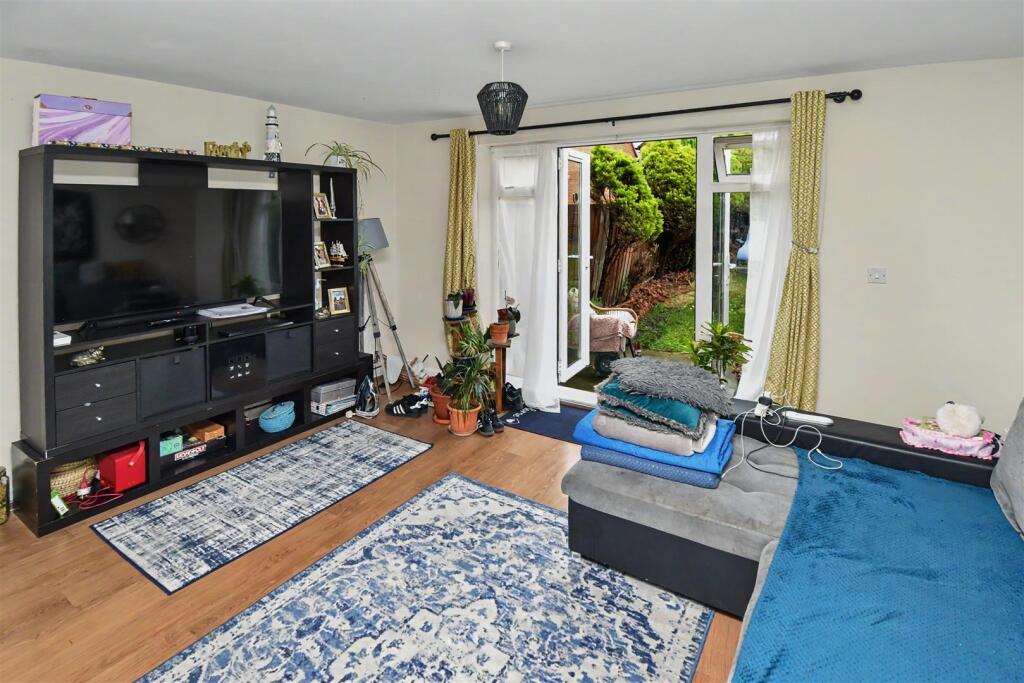 NN18 Nuthatch Close, Corby - View 4