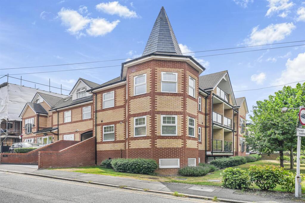Main image of property: Stag Lane, Buckhurst Hill, IG9