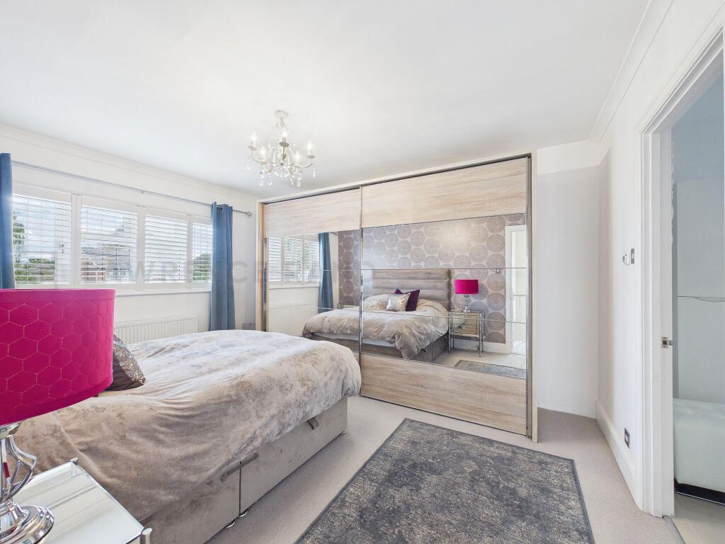 House in Harrow - More