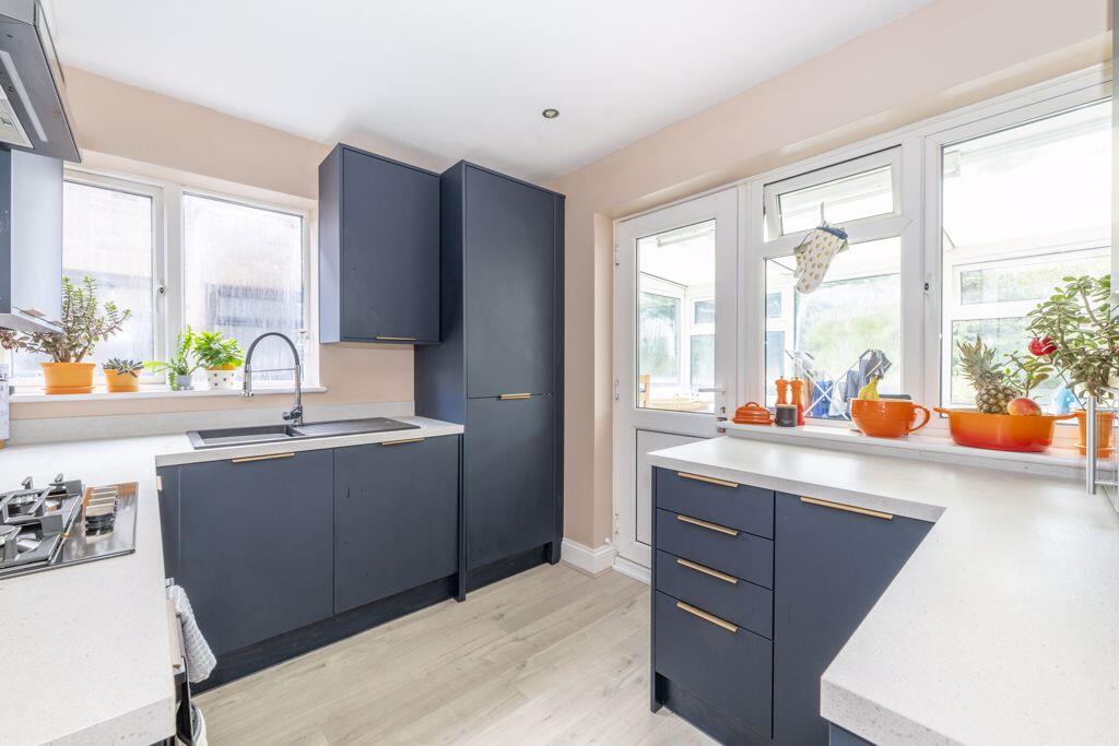 House in Wealden, Heathfield and Waldron - View 2
