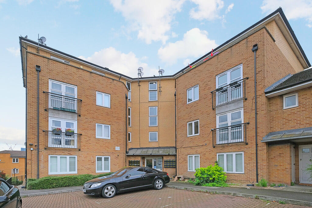 Main image of property: Buxhall Cresent, Hackney Wick