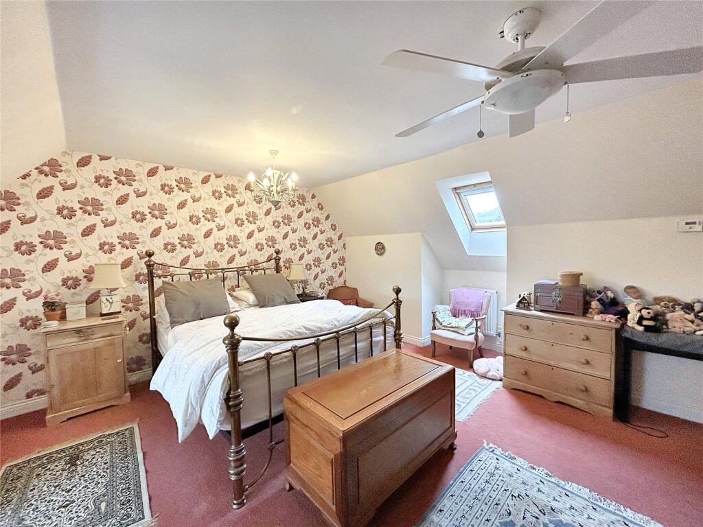 Additional image 21 of Suffolk Road, Westbury