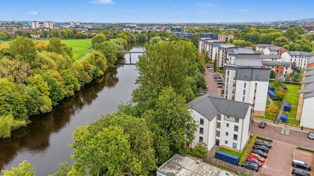 Apartment in Glasgow - View 2