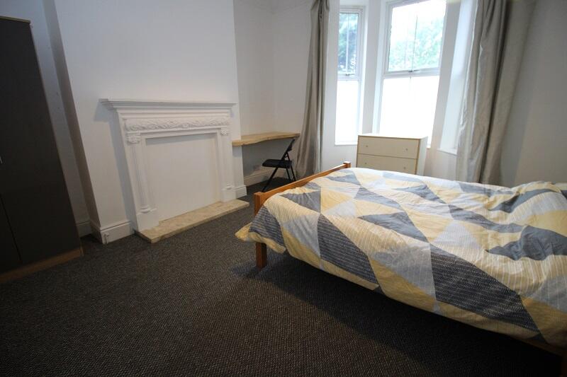 Main image of property: *one room left*6 BED STUDENT HOUSE 25/26 WEST END LINCOLN LN1