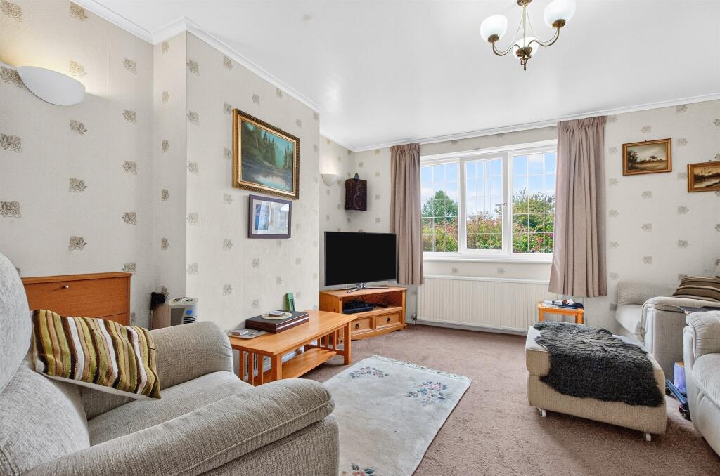 Evans Grove, St. Albans photo 4
