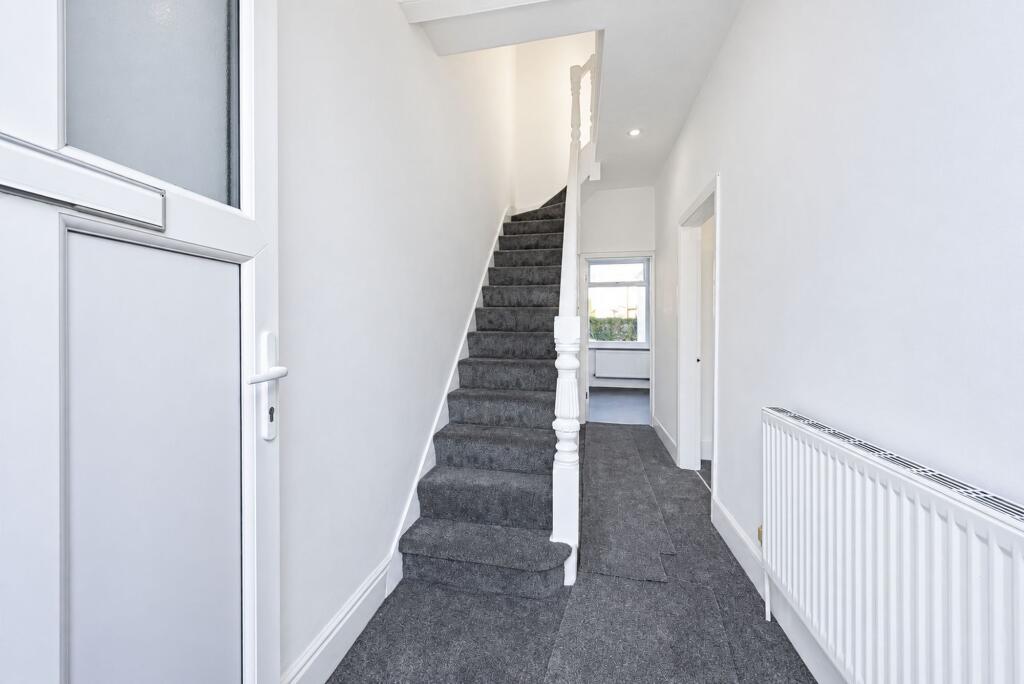 House in Southend-on-Sea, Essex - View 4