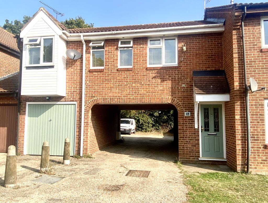 1-bed flat on The Bentleys, Southend-on-sea, SS2, £220,000