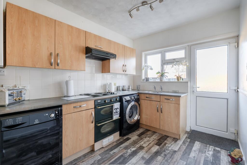 5 Harts Lane, Bawburgh, Norwich, Norfolk NR9 3LT photo 4