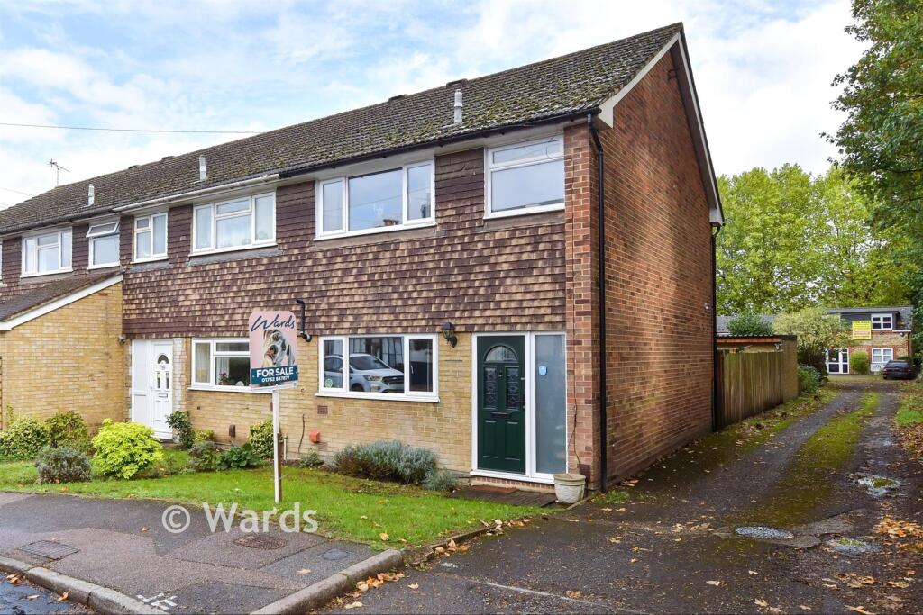3-bed terraced on High Street, East Malling, Kent, £365,000