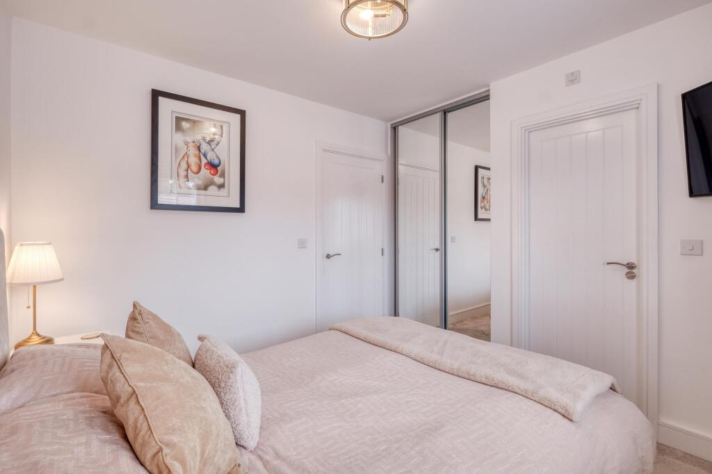 House in Bromsgrove, Cofton Hackett - More
