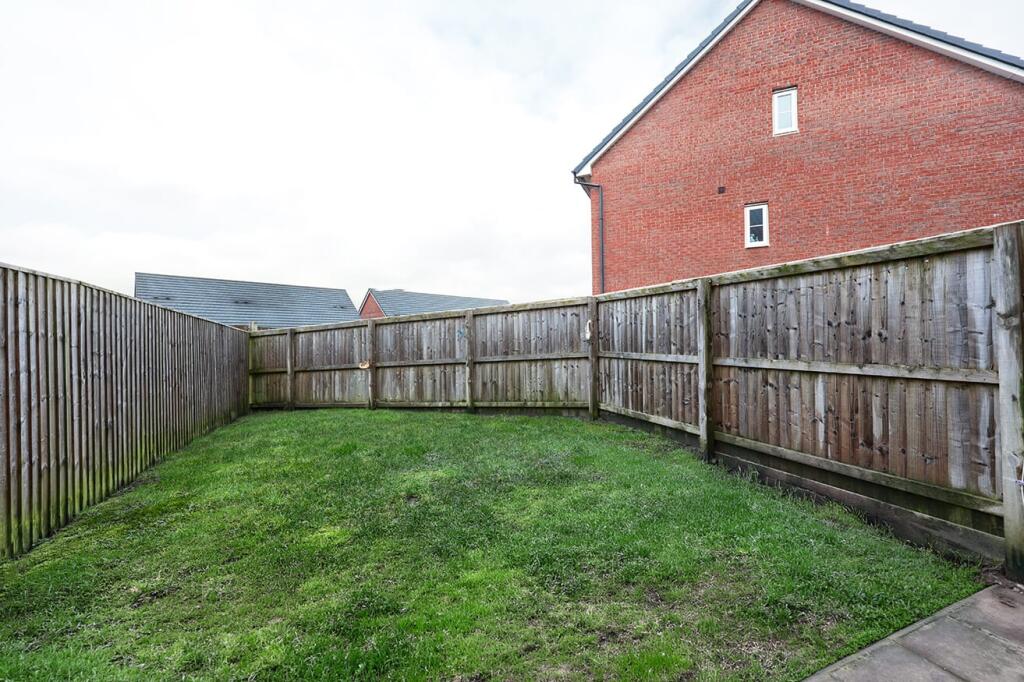 House in Preston - View 5