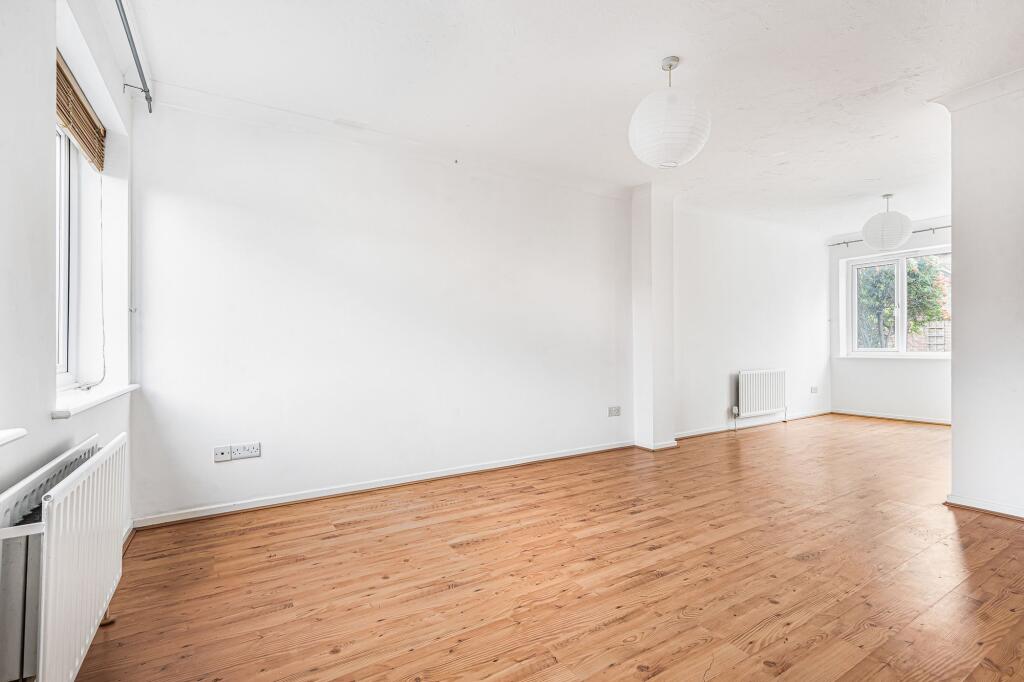 House in Huntingdonshire, Oxmoor, Huntingdon - View 3