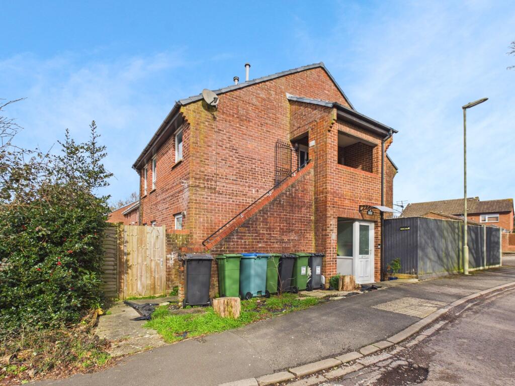 Main image of property: Hartley Gardens, Tadley, RG26
