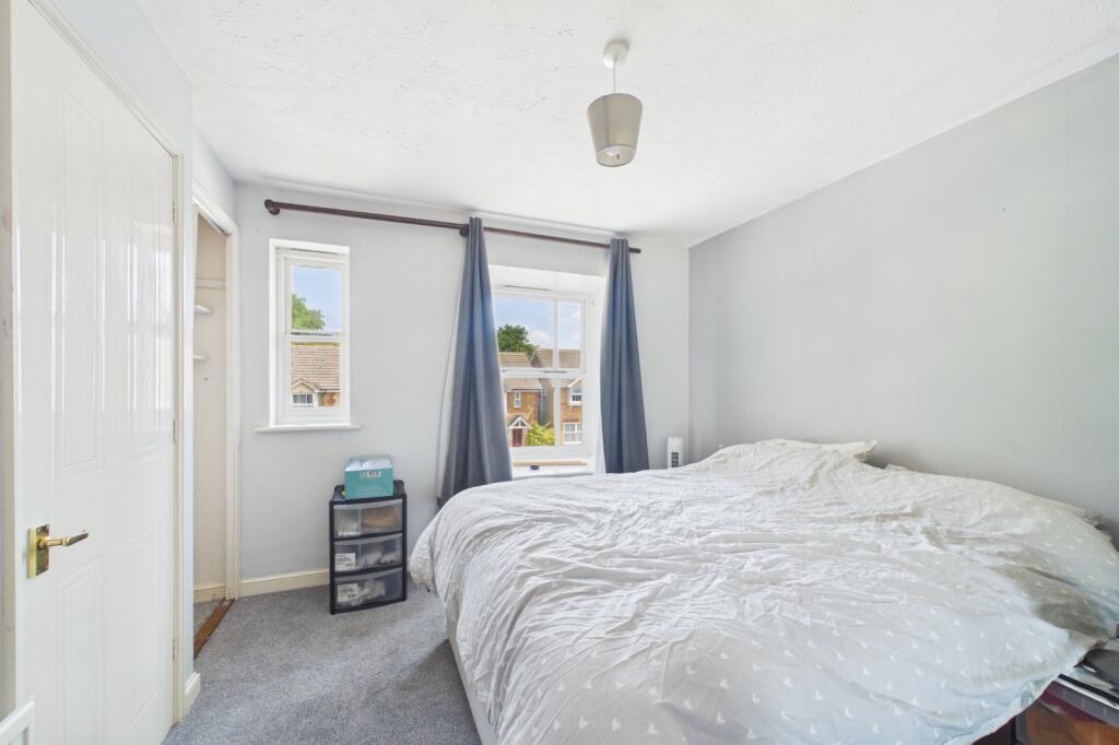House in Binfield, Bracknell Forest - View 5