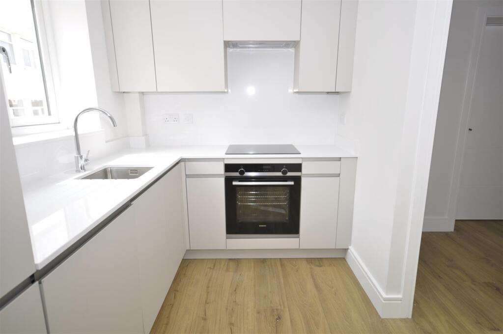 Apartment in Coventry - View 2