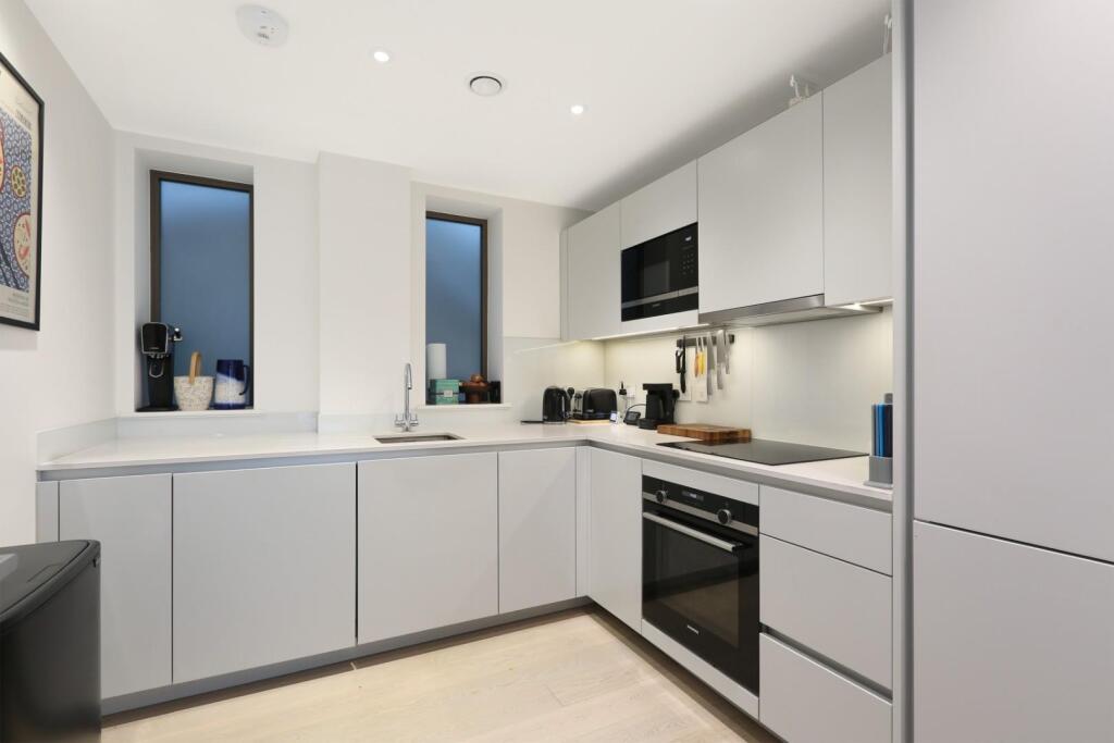 Apartment in London - View 4