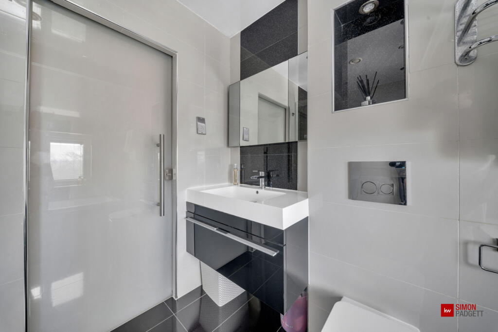 Additional image 19 of Red Lane, Colne, BB8