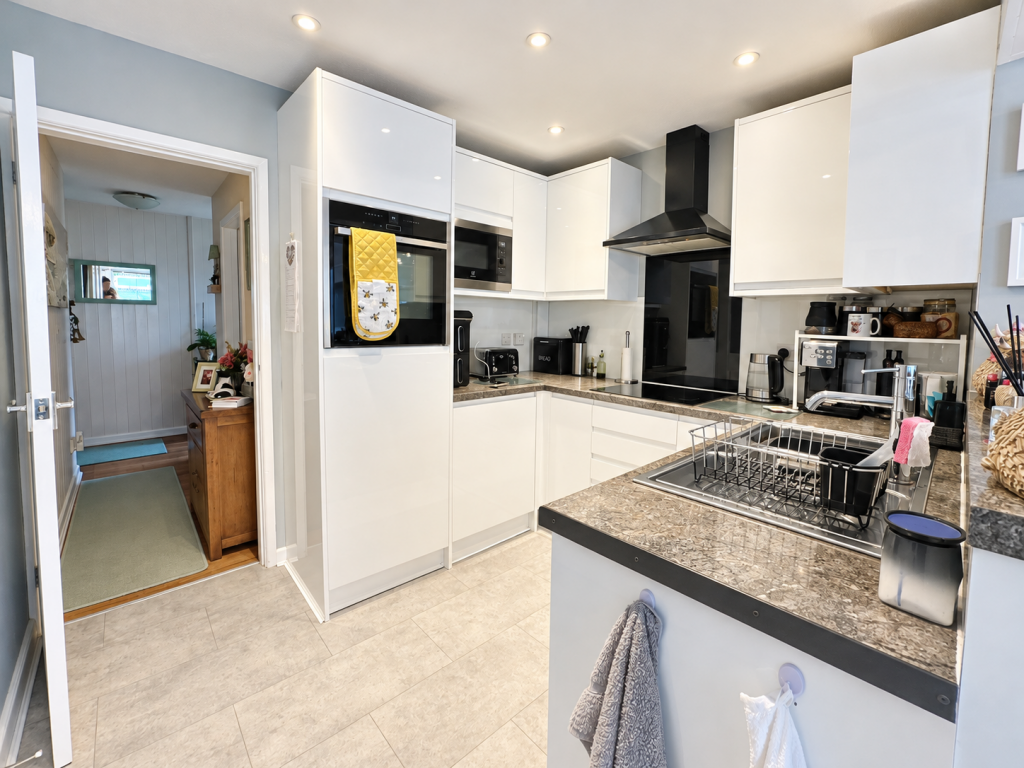 Willow Close, Huish Episcopi photo 2