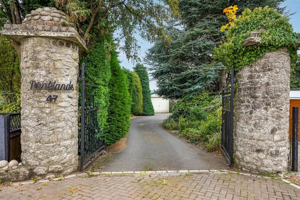Silver Street, Barton, Richmond photo 3