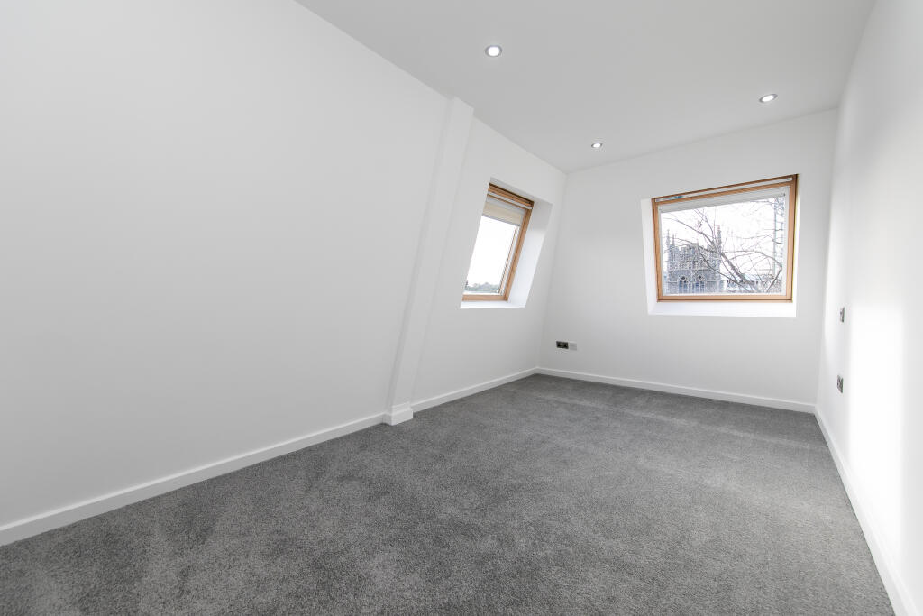 Apartment in Ipswich - View 2